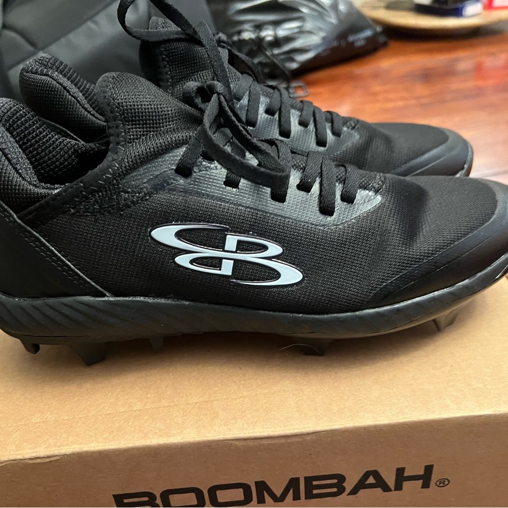 New in box, Boombah all black size 8 Men’s Baseball Cleats